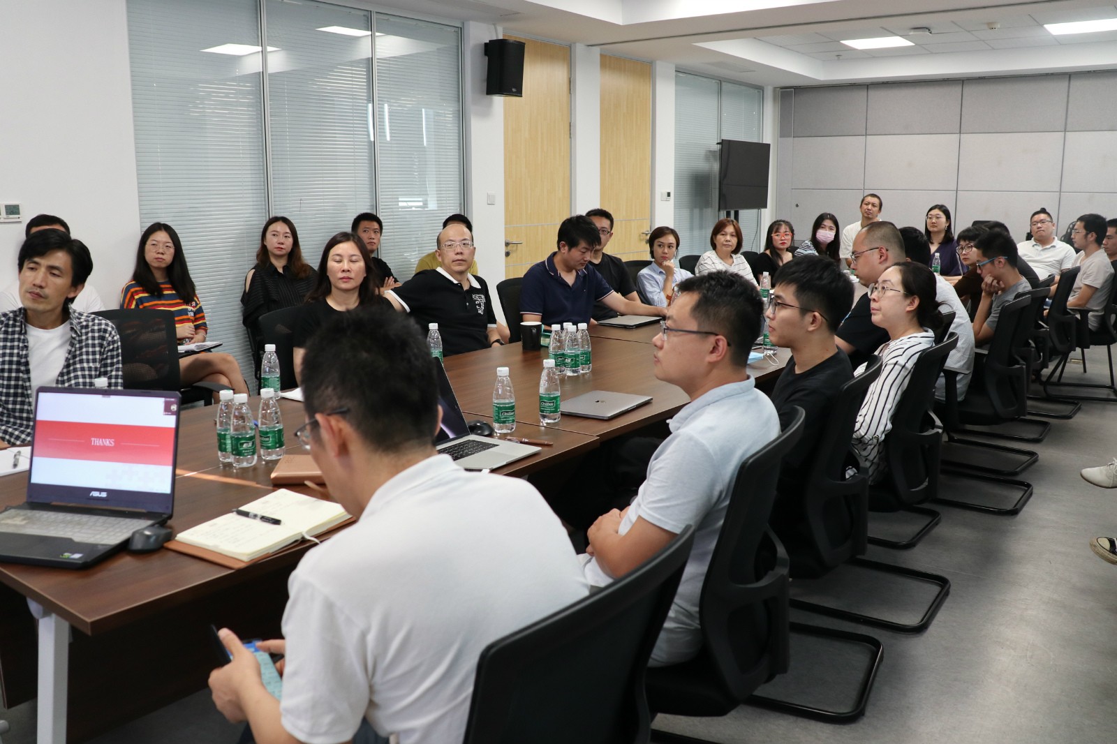 敢打硬仗，善打大仗，能打胜仗——高阳捷迅武汉分公司年中汇报会议圆满召开